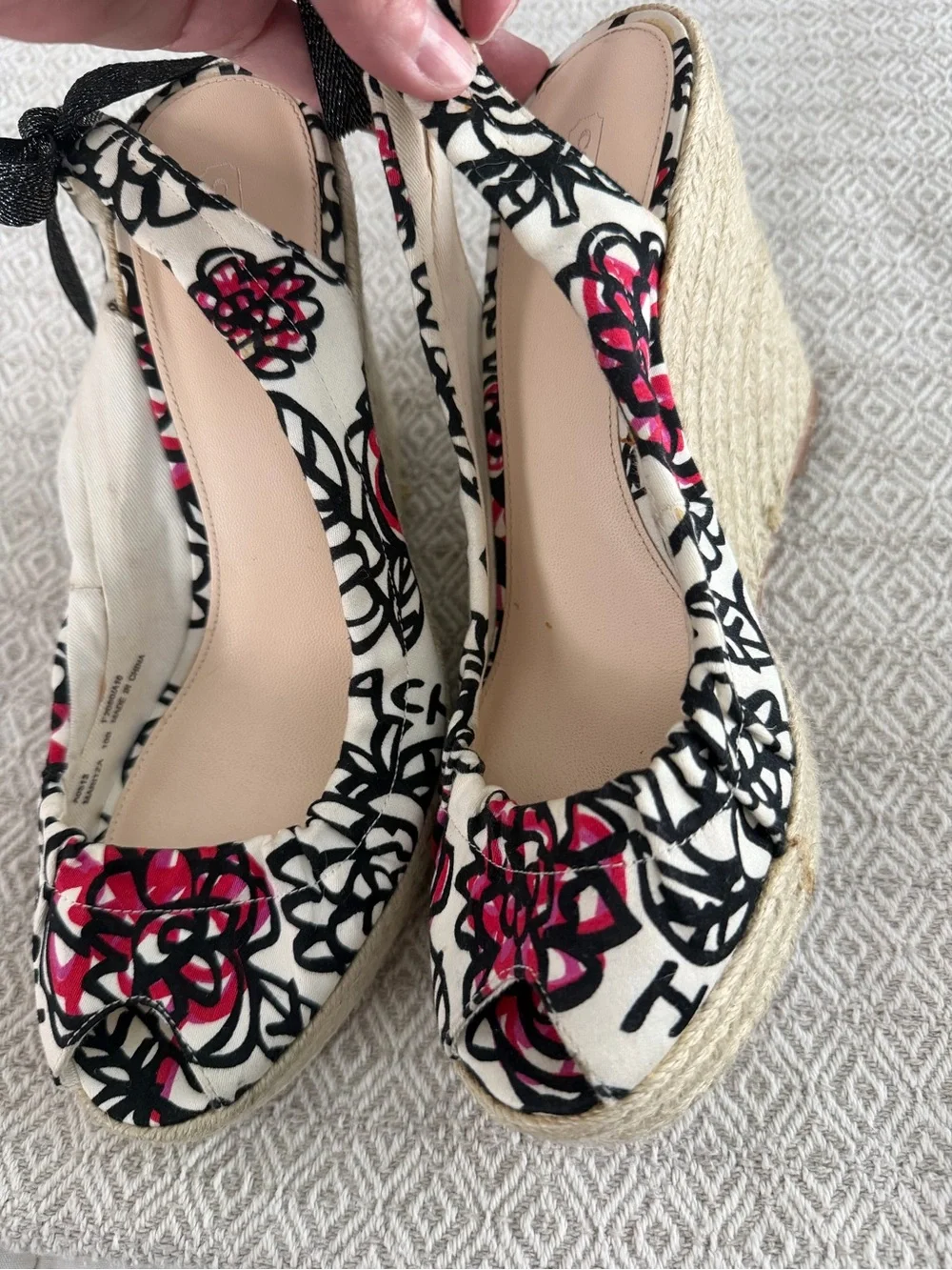 Vintage Coach Maritza Poppy Flower Espadrille Wedge Sandals - Size 10